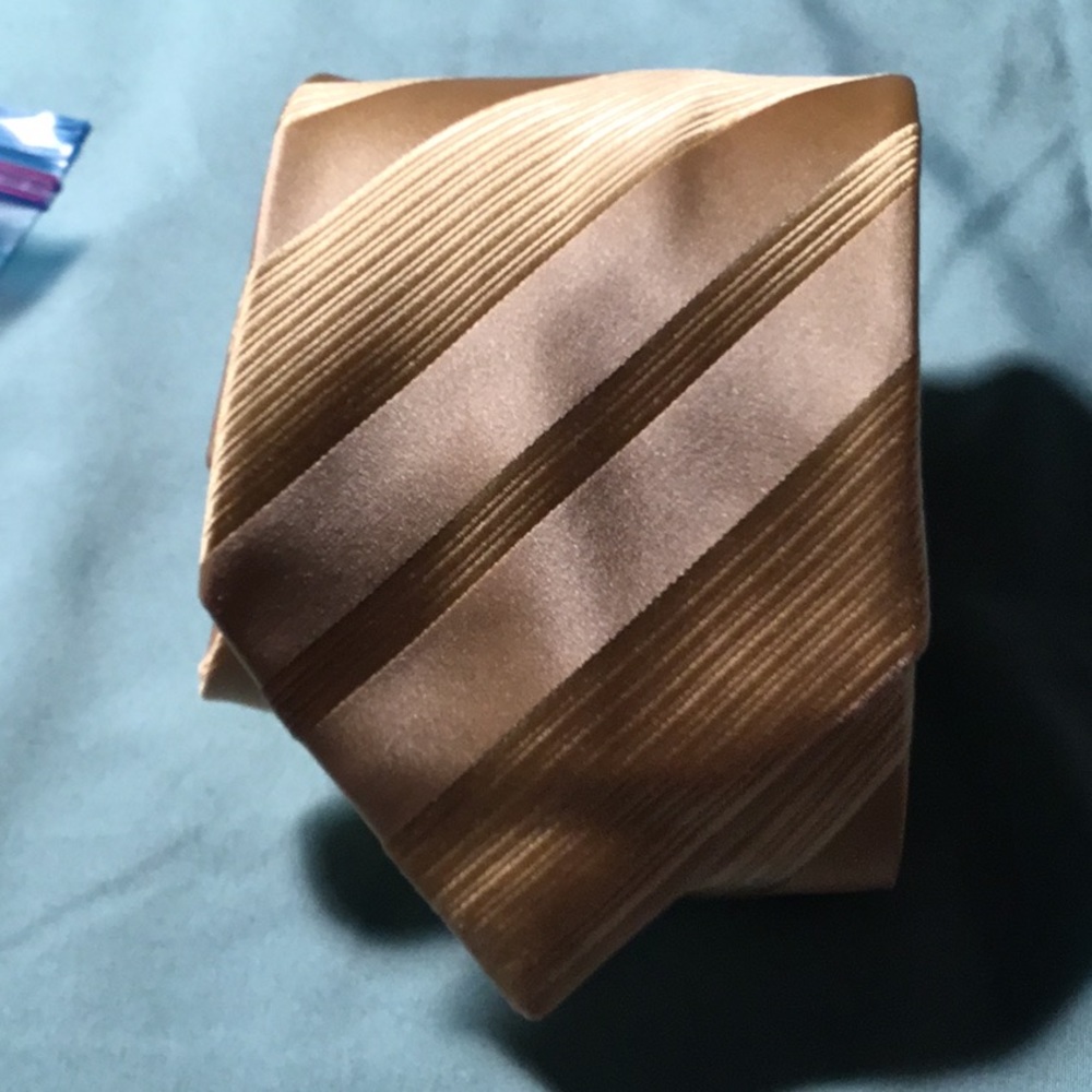 DONALD TRUMP SIGNATURE COLLECTION TIE